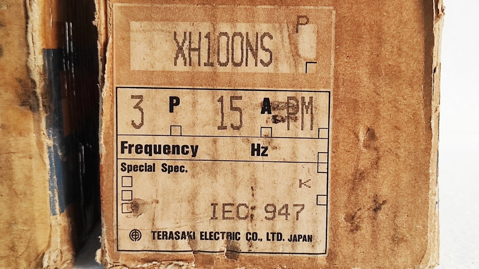 admin/uploads/uploads/Terasaki 3 Pole Circuit Breaker_2.webp